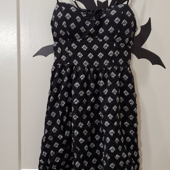 Rue21 Medium Black and White Sundress w Built In Bra - Picture 1 of 4